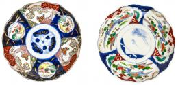 438 - PAREJA DE PLATOS IMARI JAPONESES 