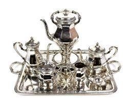 719 - JUEGO DE CAFÉ Y TÉ CON SAMOVAR EN PLATA