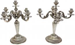 745 - PAREJA DE CANDELABROS EN PLATA