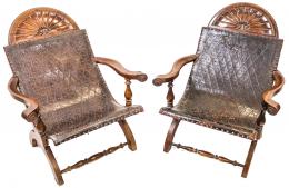 346 - PAREJA DE PEQUEÑAS BUTACAS DEL TERCER CUARTO DEL S.XX.