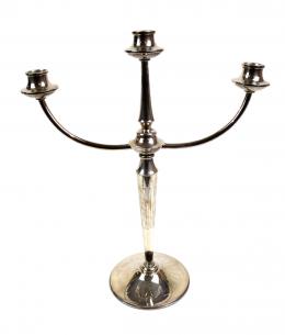 683 - CANDELABRO EN PLATA DEL PRIMER TERCIO DEL S.XX