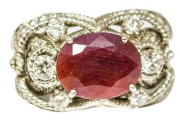 165 - SORTIJA INDÚ CON DIAMANTES Y RUBÍ