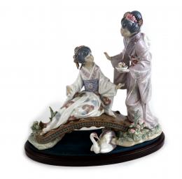 413 - "PAREJA DE GEISHAS" FIGURA LLADRÓ