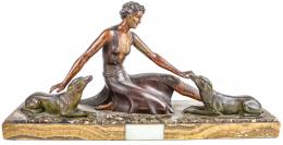 776 - "DAMA CON PERROS" FIGURA ART DECÓ