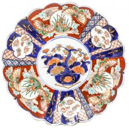 409 - PLATO DE PORCELANA JAPONESA