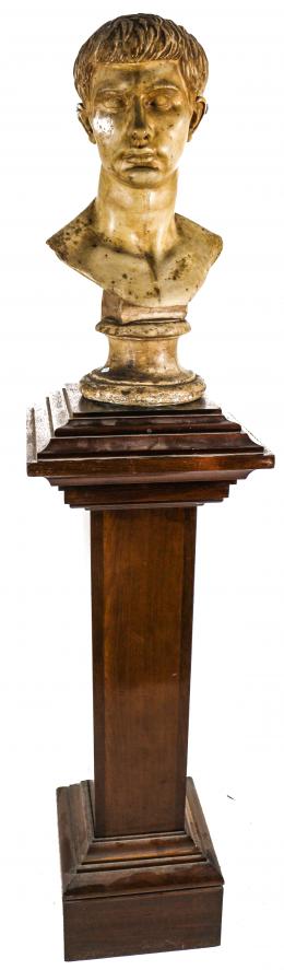 793 - BUSTO CLÁSICO SOBRE PEANA DEL SEGUNDO TERCIO DEL S.XX