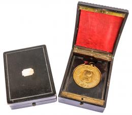 376 - MEDALLA DEL PAPA LEON XIII Y DOS CAJITAS DEL SIGLO XIX