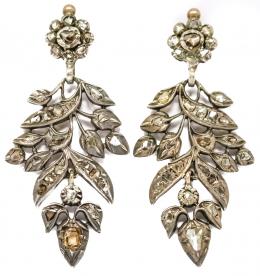 129 - PENDIENTES CON DIAMANTES DEL S.XIX