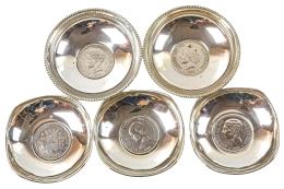 677 - CONJUNTO DE 5 CENICEROS EN PLATA