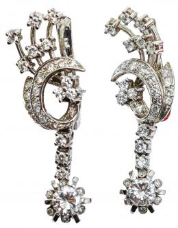 126 - PENDIENTES DE ORO Y BRILLANTES AÑOS 60