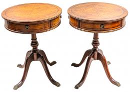 325 - PAREJA DE MESITAS AUXILIARES DE LOS AÑOS 70