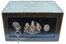 960 - PEQUEÑA CAJA DE CAUDALES DE PRINCIPIOS DE SIGLO XX