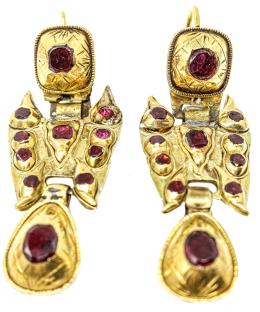 123 - PENDIENTES CON GRANATES DEL S.XVIII
