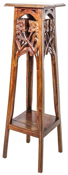 965 - PEANA DE ESTILO MODERNISTA