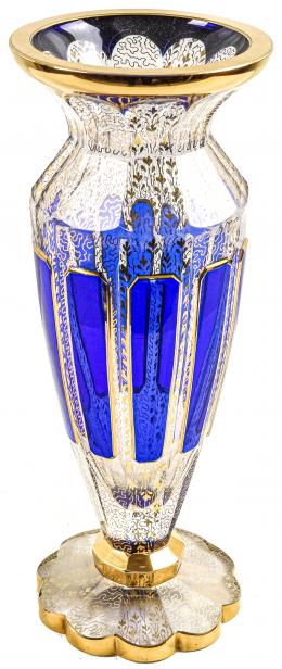 40 - JARRON EN CRISTAL DE BOHEMIA DEL ÚLTIMO TERCIO DEL S.XX