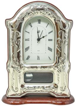 753 - RELOJ DE SOBREMESA EN PLATA DEL ÚLTIMO CUARTO DEL S.XX