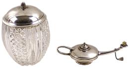 829 - PEQUEÑA LAMPARA DE ACEITE Y BOMBONERA EN CRISTAL Y PLATA