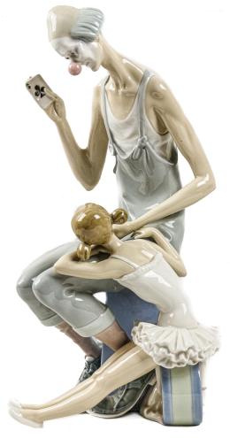 448 - FIGURA EN PORCELANA DE "LLADRÓ"