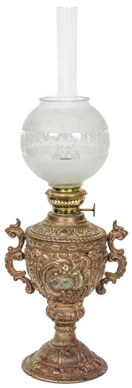 962 - QUINQUÉ EN BRONCE DEL PRIMER CUARTO DE SIGLO XX