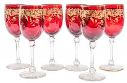 62 - SEIS COPAS DE VIDRIO COLOR ROSADO