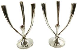 817 - PAREJA DE CANDELABROS DE LOS AÑOS 70