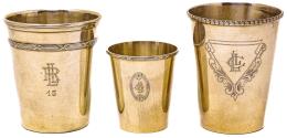 736 - TRES VASOS DE PLATA