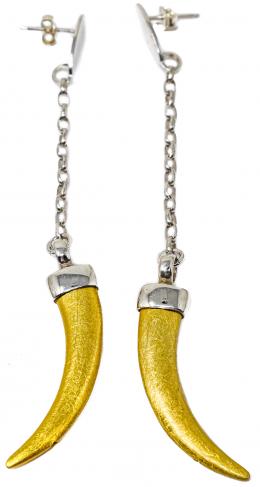 136 - PENDIENTES LARGOS EN PLATA