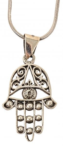 65 - COLLAR CON COLGANTE EN PLATA