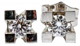 145 - PENDIENTES SOLITAIO CON BRILLANTES