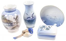 458 - CONJUNTO DE PIEZAS EN PORCELANA DANESA ÚLTIMO CUARTO S.XX