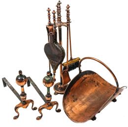 965 - CONJUNTO DE UTENSILIOS DE CHIMENEA DE MEDIADOS DEL  S.XX
