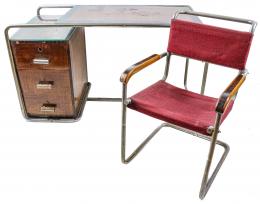 368 - MESA DE DESPACHO Y SILLA DE LOS AÑOS 50