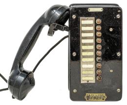 973 - TELÉFONO CENTRALITA DE MEDIADOS DEL S.XX