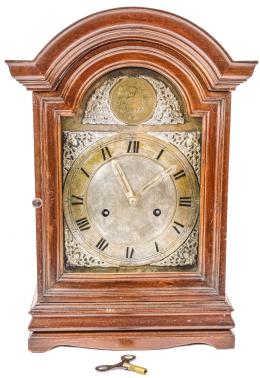 786 - RELOJ DE SOBREMESA DE MEDIADOS DEL S.XX