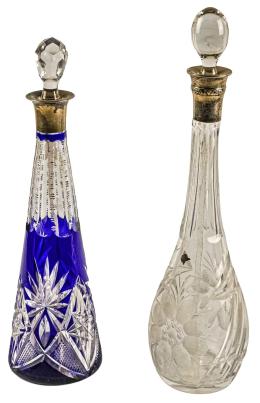 29 - DOS BOTELLAS LICORERAS EN CRISTAL DEL PRIMER TERCIO S.XX