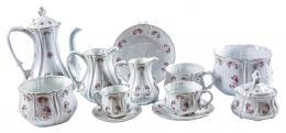 489 - JUEGO DE CAFÉ Y DESAYUNO EN PORCELANA DE MEDIADOS DEL S.XX