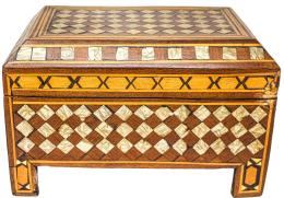 955 - CAJA DE MEDIADOS DEL S.XX
