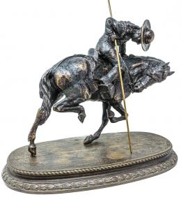 825 - FIGURA "PICADOR" DEL ÚLTIMO CUARTO DEL S.XX