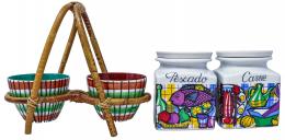 368 - DOS TARROS DE COCINA Y SALSERA EN CERAMICA AÑOS 70