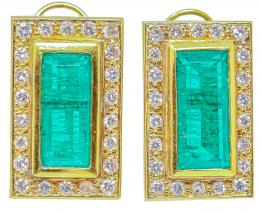 141 - PENDIENTES ROSETONES CON ESMERALDAS Y BRILLANTES