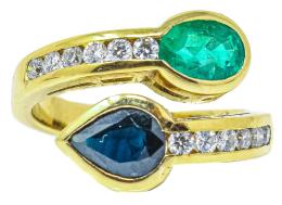 12 - ANILLO CON ZAFIRO, ESMERALDA Y  BRILLANTES