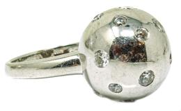 17 - ANILLO DE PLATA CON CIRCONITAS