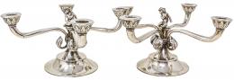 750 - PAREJA DE CANDELABROS EN PLATA DE MEDIADOS DEL S.XX