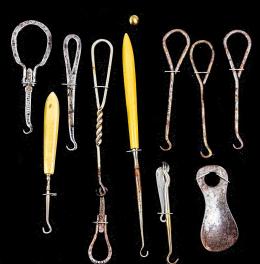 893 - COLECCIÓN DE GANCHOS PARA BOTAS DE PRINCIPIOS DEL S.XX