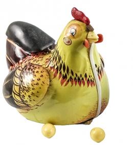 240 -  GALLINA DE HOJALATA