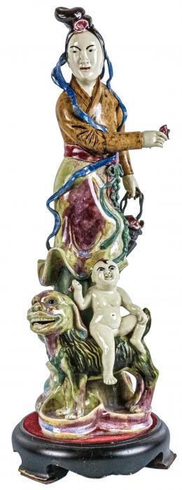 469 - FIGURA DE LA SEGUNDA MITAD DEL S.XX