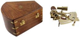 913 - SEXTANTE DECORATIVO CON CAJA DEL ÚLTIMO CUARTO DEL S.XX
