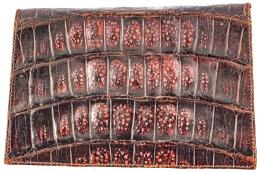 740 - CARTERA EN PIEL DE COCODRILO DEL ÚLTIMO CUARTO DEL S.XX