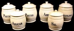 511 - SEIS TARROS DE COCINA DEL PRIMER CUARTO DE S. XX