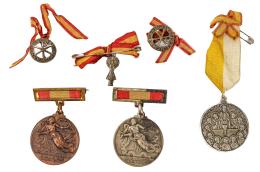 408 - LOTE DE MEDALLAS DE LOS AÑOS 30 y 50